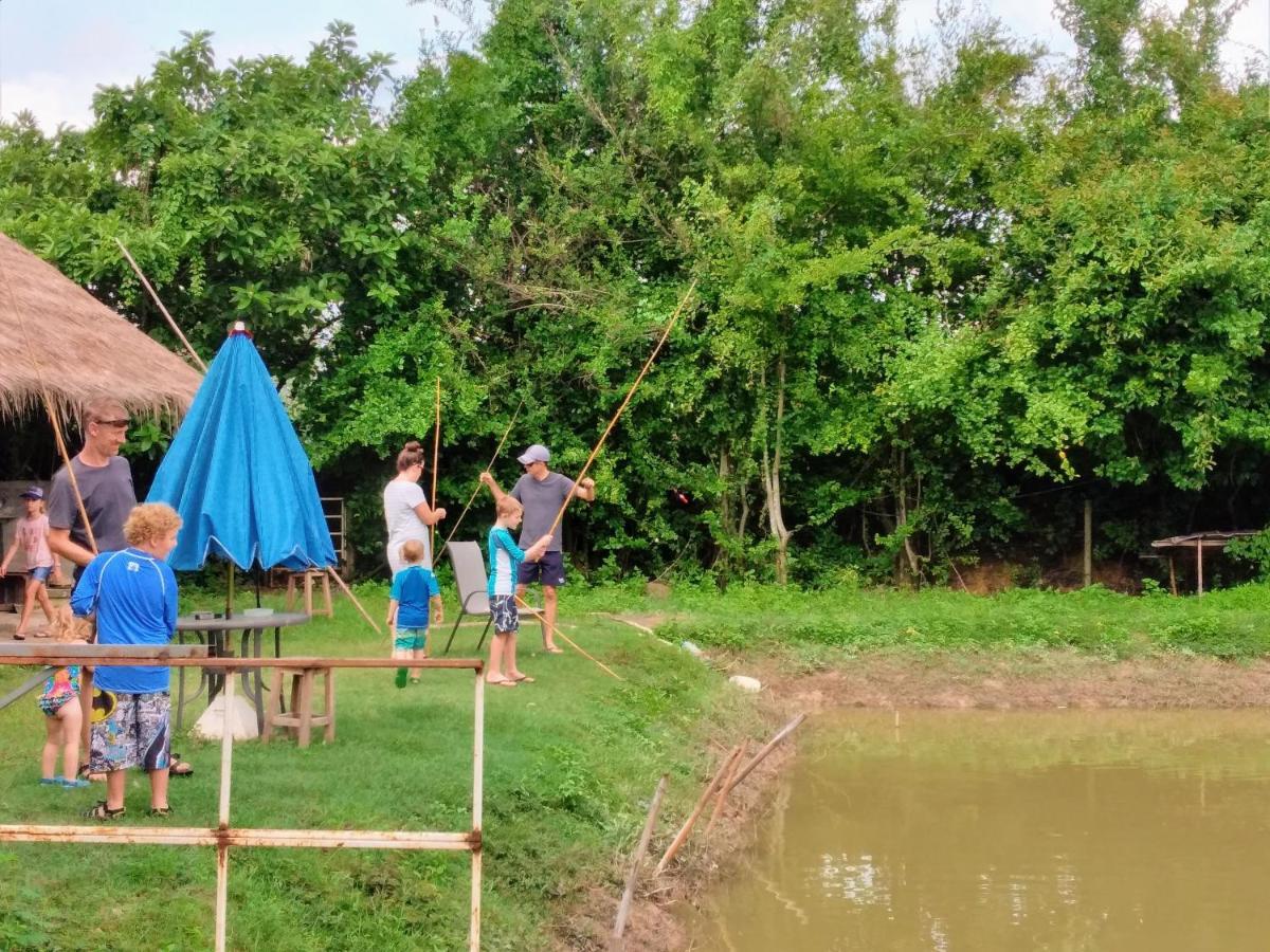 รุ่งนรา พูลวิลล่า สันทราย ภายนอก รูปภาพ